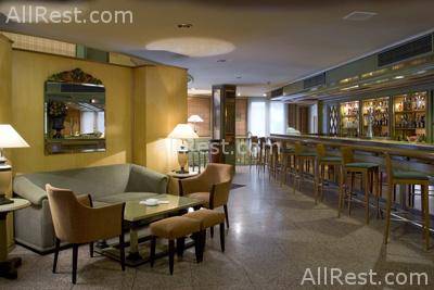 NH Gran Hotel 12